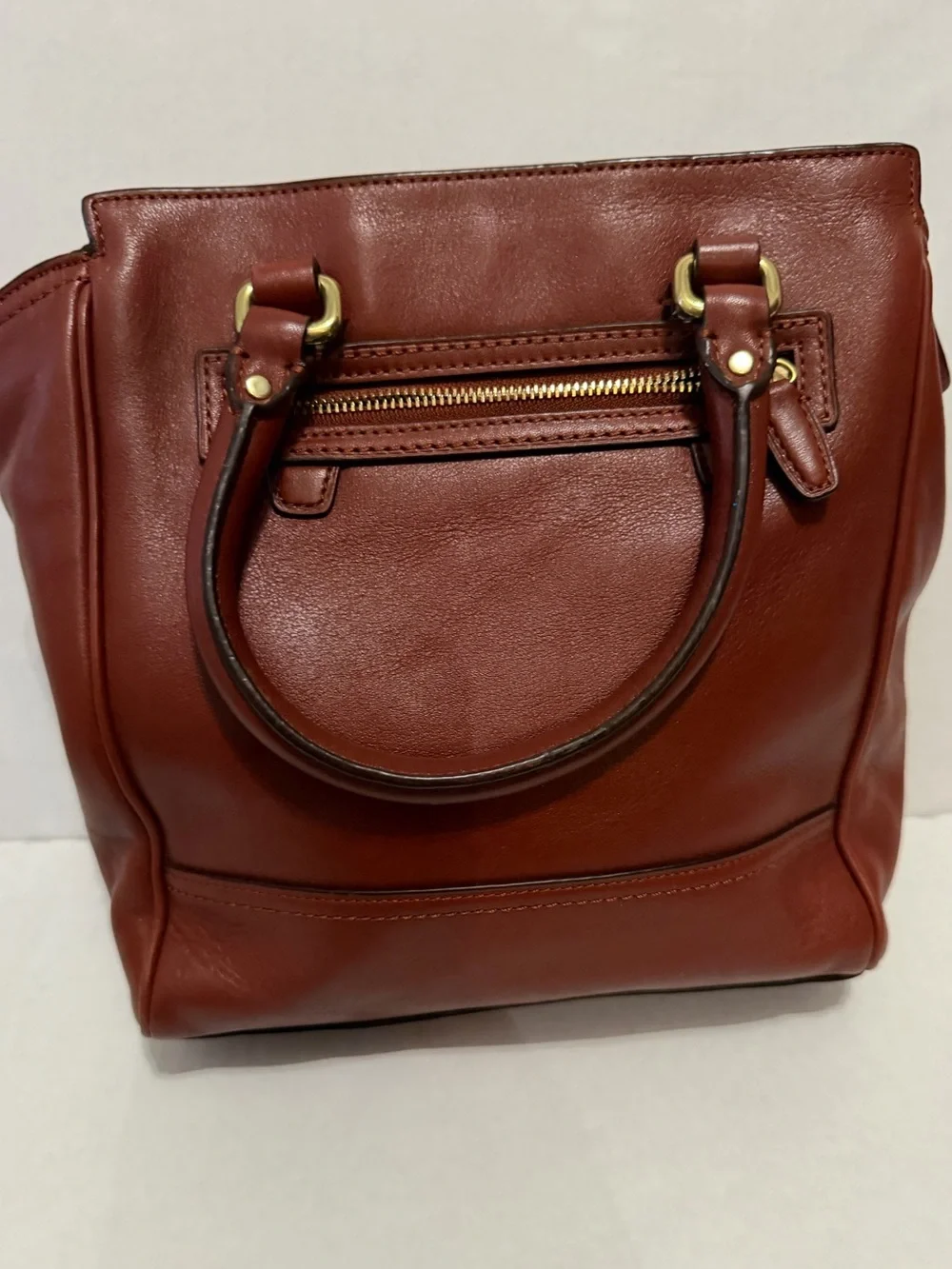 COACH Classic chestnut brown crossbody UEC 9x8x3, top zipper.Strap& 2 handles - Picture 5 of 15